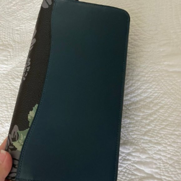 NWT Coach Tabby 26 - Picture 5 of 8